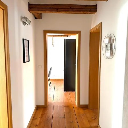 Offenbach 10 Personen Wohnung アパート *